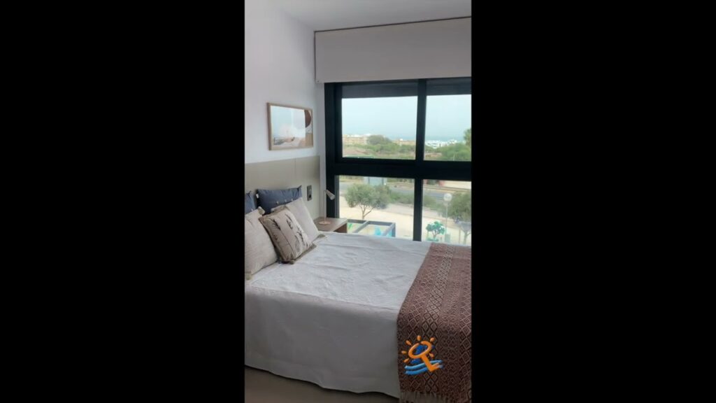 excepcional duplex con vistas al mar en guardamar